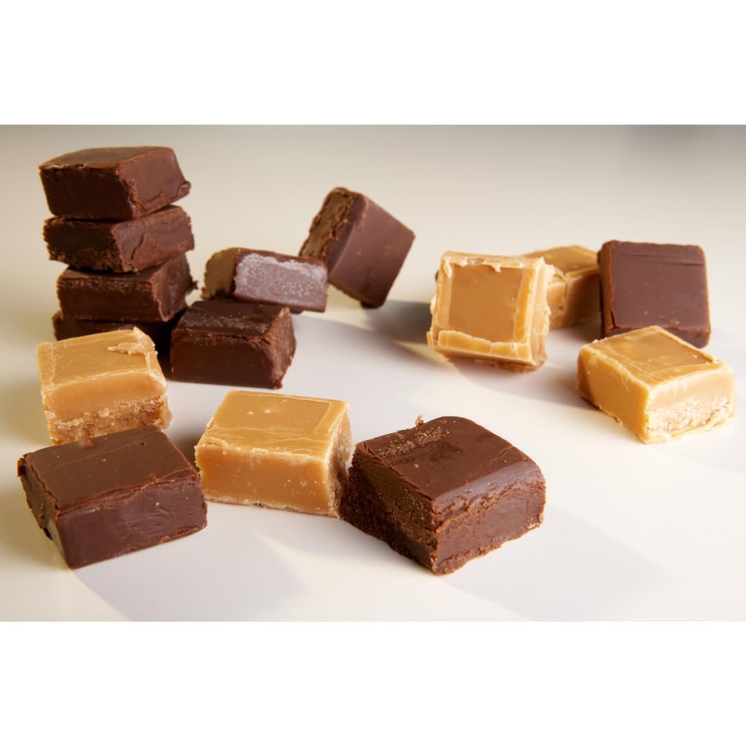 Canada True Fudge Gift Set – Maple, Cream, Icewine Chocolate, MapleChocolate – 4 x 85g (3oz) – Canadian Souvenir Food, Made in Canada, Gourmet Gift for Tourists and Holidays